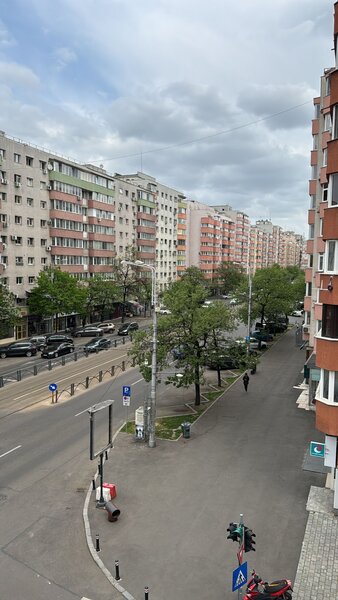 Calea Mosilor, stradal, 2 camere vanzare